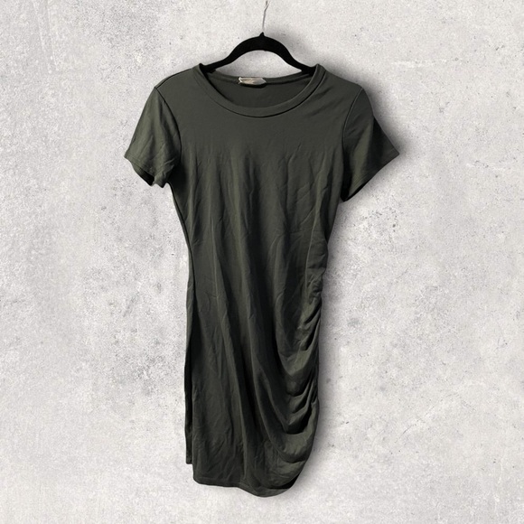 Small green axis dress - Picture 1 of 3